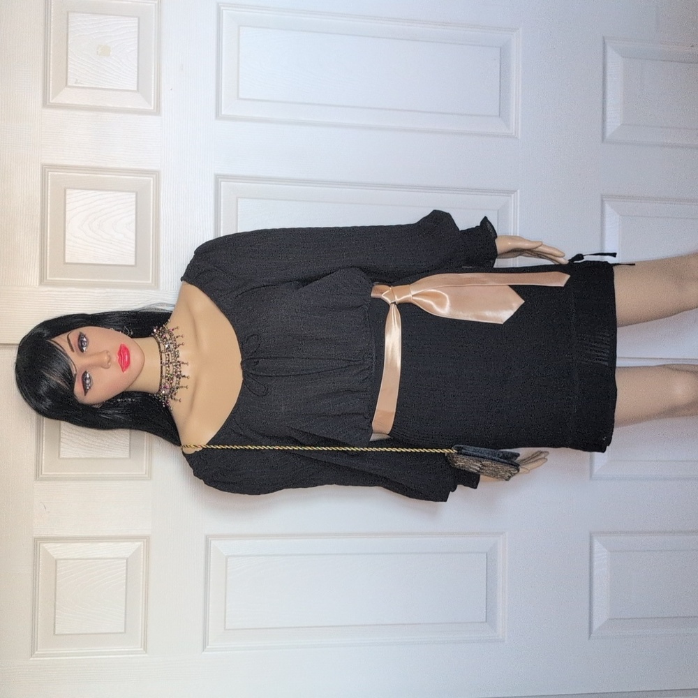 Anne Klein Elegant Silk Skirt